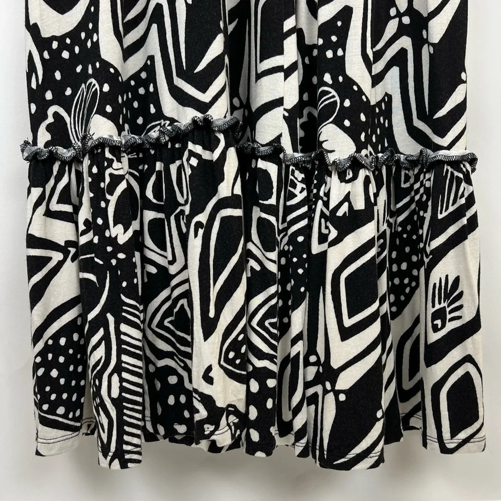 SOFT SURROUNDINGS maxi dress in black and white geometric and floral pri… - Picture 9 of 14